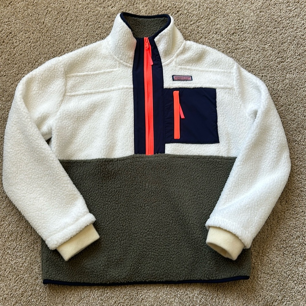 Vineyard Vines Fleece Half Zip.